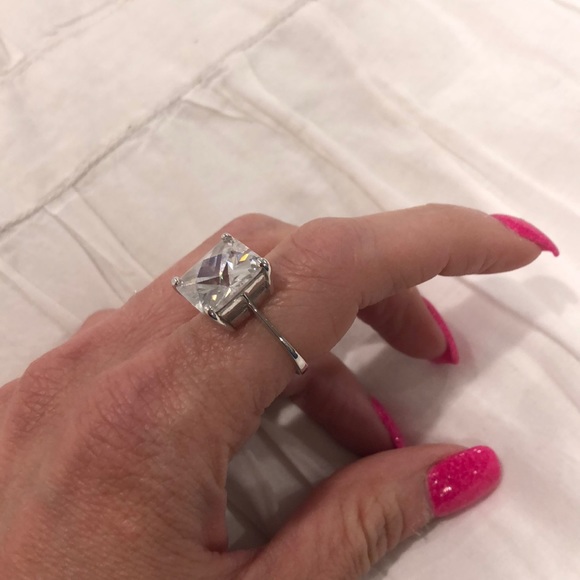 Gold dipped cubic zirconia ring - Picture 1 of 4